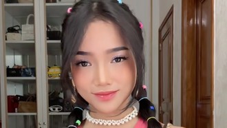 Tren Makeup Kikay Viral di Medsos, Serba Pink dan Cute