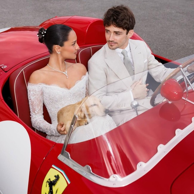 Potret Pernikahan Pebalap F1 Charles Leclerc dengan Influencer Alexandra