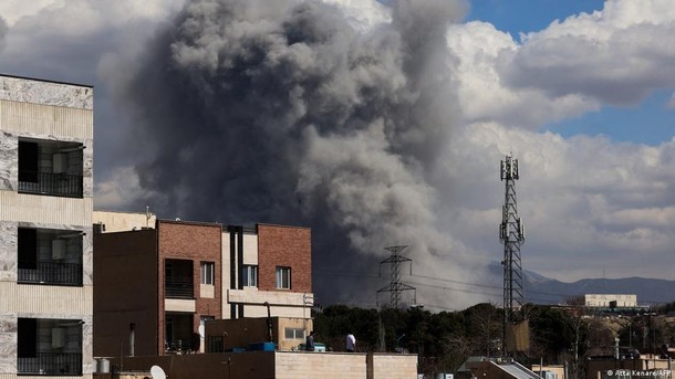 Perang Iran-Israel dan AS Berpotensi Tekan Industri Telekomunikasi, Tarif Internet Bakal Naik?