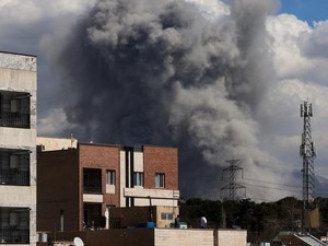 Perang Iran-Israel dan AS Berpotensi Tekan Industri Telekomunikasi, Tarif Internet Bakal Naik?