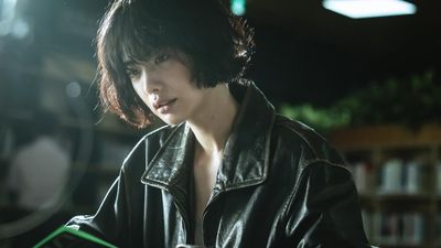 Potret Nana Jadi Intel Politik-Entertainment di Drakor Climax