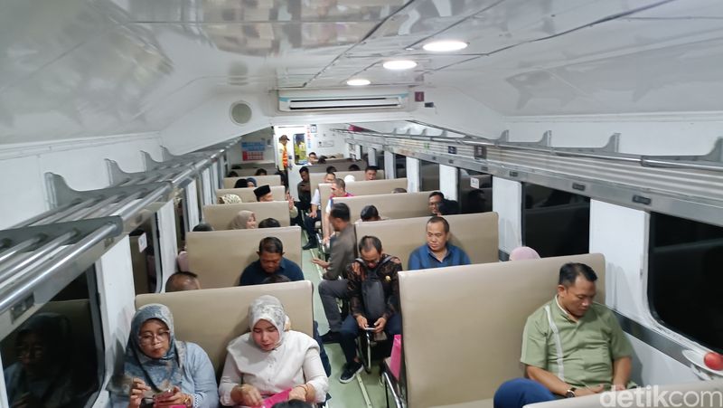 Commuter line Supas kini tembus Probolinggo Commuter line Supas kini tembus Probolinggo