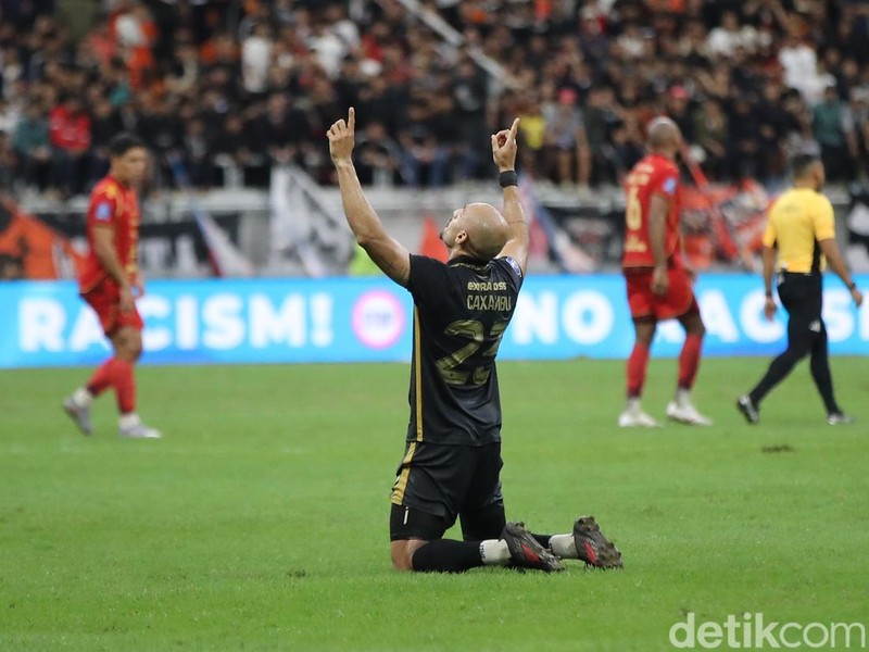 Borneo FC sukses menahan imbang tuan rumah Persija Jakarta dengan skor 2-2 dalam lanjutan kompetisi BRI Liga 1 di Jakarta International Stadium, Selasa (3/3/2026). Hasil ini membuat persaingan papan atas kian memanas.