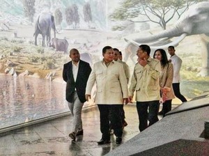 Fadli Zon Dampingi Prabowo Kunjungi Museum Nasional Indonesia