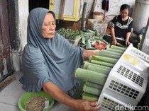 Geliat Kampung Lontong Surabaya