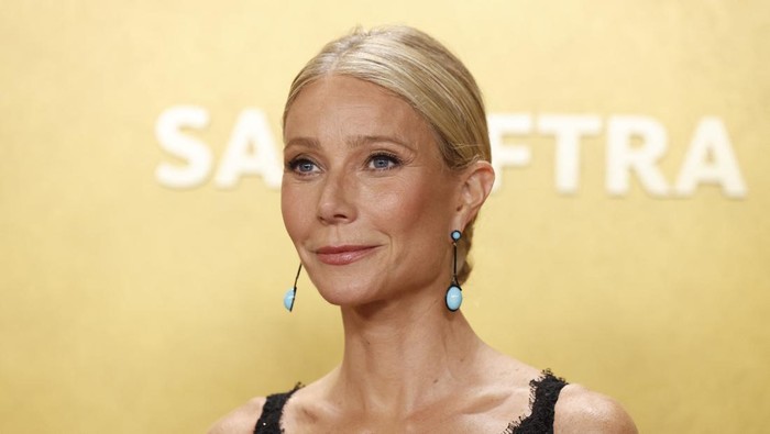 Gwyneth Paltrow poses on the red carpet during the Actor Awards, in Los Angeles, California, U.S., March 1, 2026. REUTERS/Caroline Brehman