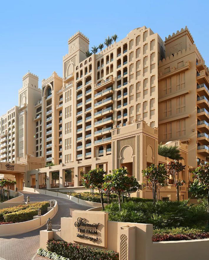 Hotel Fairmont The Palm Hotel Fairmont The Palm di atas pulau buatan Palm Jumeirah, Dubai.