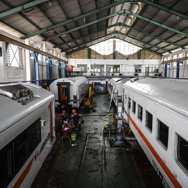 Jelang Angkutan Lebaran 2026, KAI Intensifkan Perawatan Kereta di Semarang