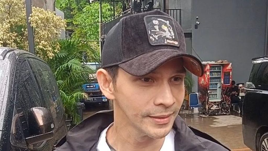 Jonathan Frizzy Cerita Kehidupan di Penjara: Tidur Berdiri-Makan Bekas Tikus