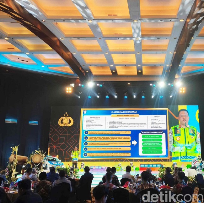 Kakorlantas Polri Berikan Arahan Mudik Aman 2026