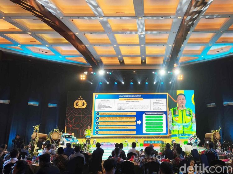 Kakorlantas Polri Berikan Arahan Mudik Aman 2026