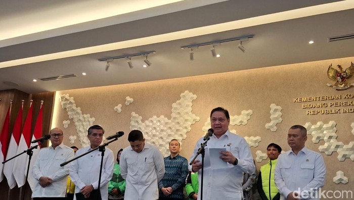 Konferensi pers THR dan Insentif Lebaran