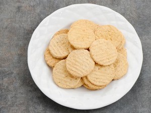 Wajib Ada! 5 Kue Klasik Lebaran yang Bikin Tamu Betah