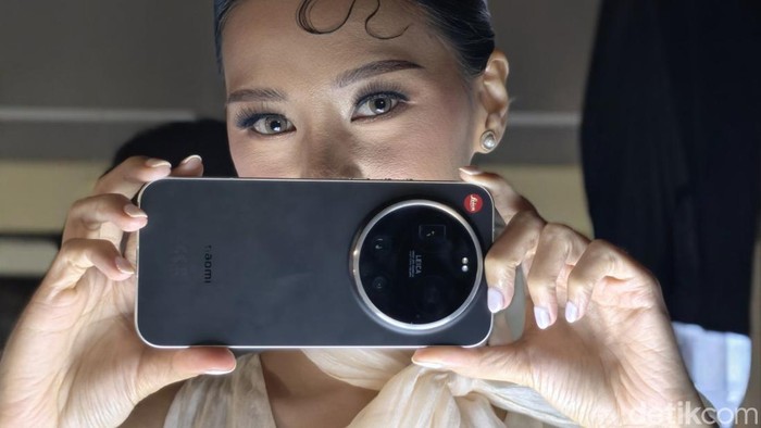 Leica Leitzphone by Xiaomi