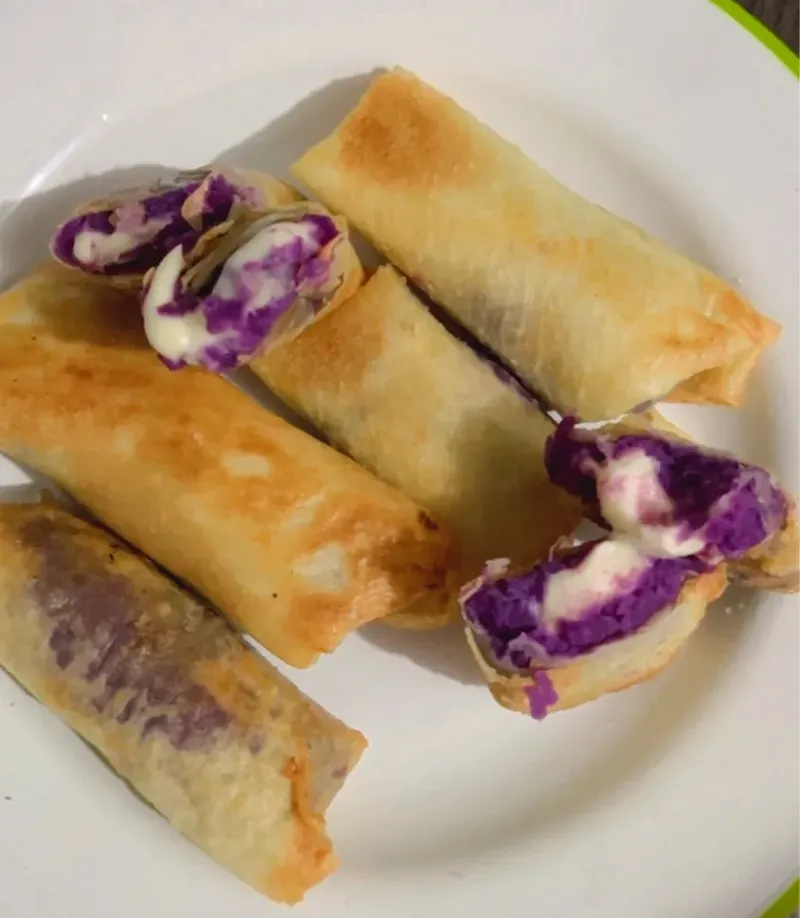 Lumpia Ubi Ungu. (Cookpad @cook_114837606)