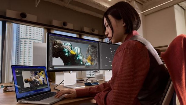 Performa Gaming MacBook Pro M5 Pepet Kartu Grafis Desktop