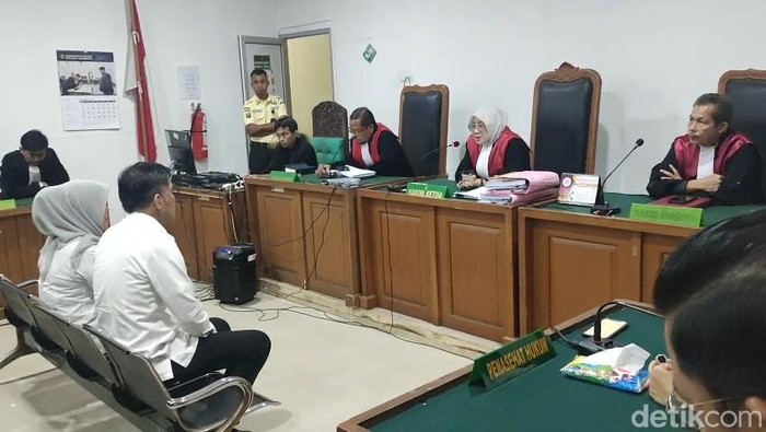 Mantan Wakil Walikota Palembang Fitrianti Agustinda dan suami ajukan banding ke PT Palembang