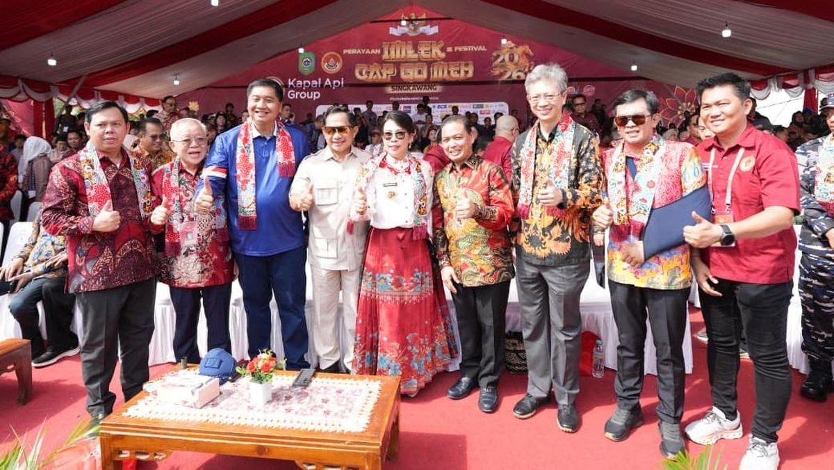 Mendagri Apresiasi Kemeriahan Perayaan Imlek 2026 di Singkawang