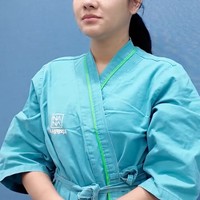 Sebelum tindakan operasi, wajah Naysilla difoto terlebih dulu untuk dibandingkan dengan setelah operasi. Naysilla juga menjalani beragam pemeriksaan sebelum operasi. Foto: Instagram/@nanahospital.id