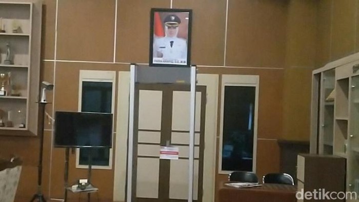Bupati Pekalongan ditangkap dalam OTT KPK.