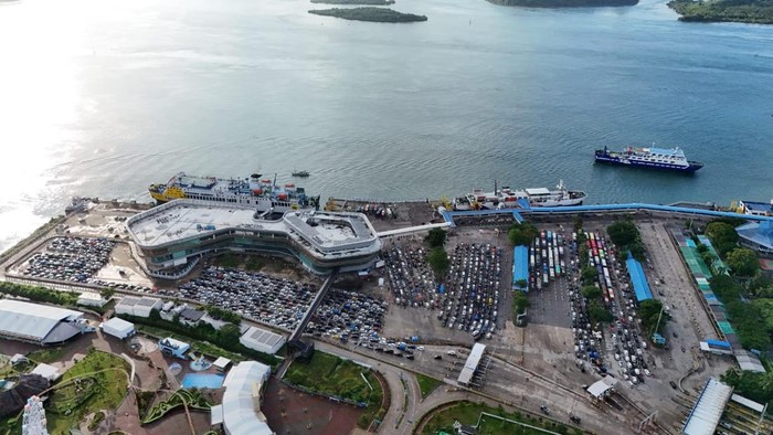 Pelabuhan Bakauheni Lampung