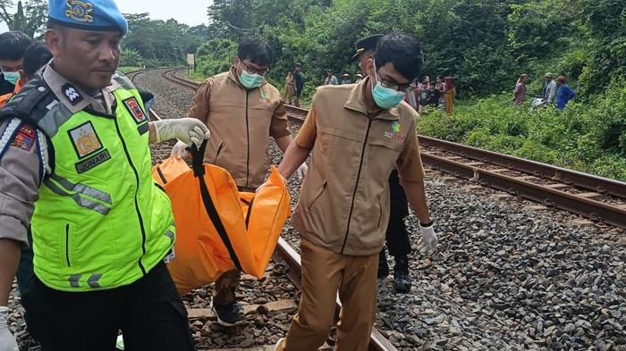 Petugas Pengontrol Rel Tewas Tertabrak KA di Kandeman Batang