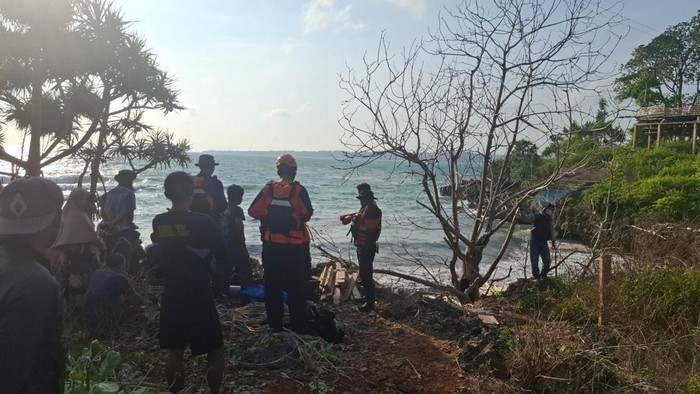 Pria bernama Syahrial (21) di Kabupaten Kepulauan Selayar tewas tenggelam saat memancing.