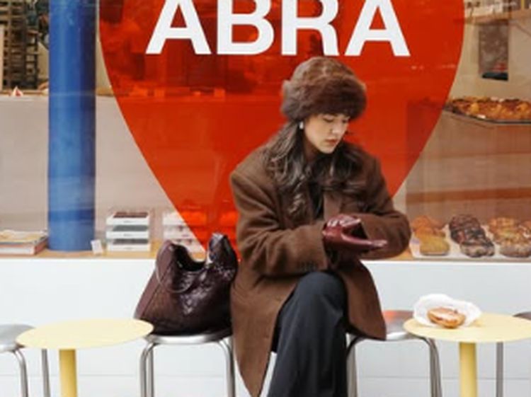 Seru Banget! Raisa Keliling Eropa hingga Korea Selatan buat Kulineran