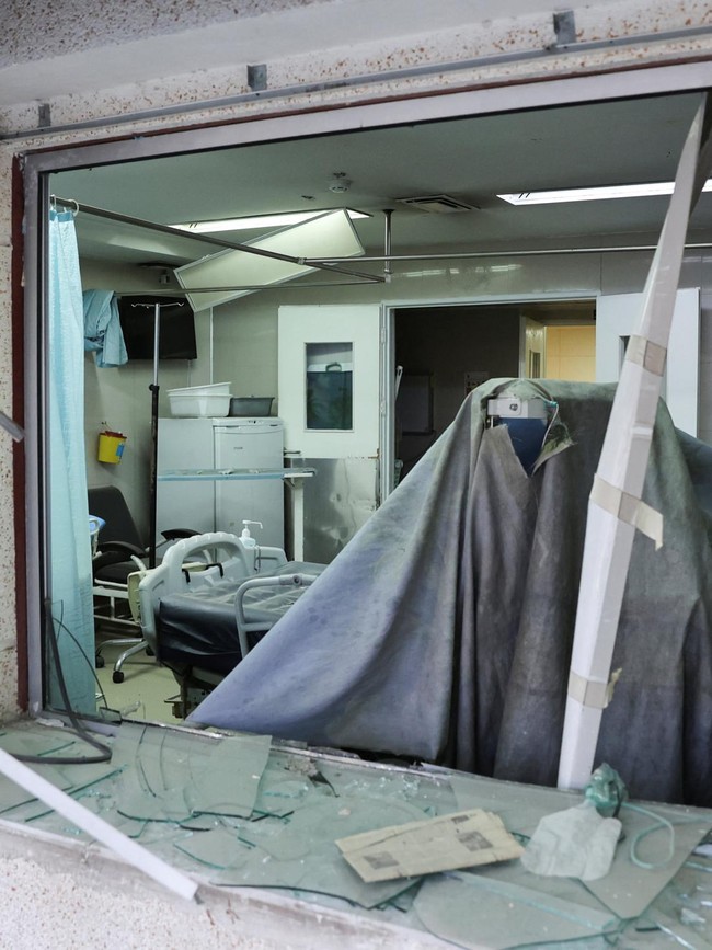 Rumah Sakit di Iran Rusak Parah Usai Serangan AS dan Israel