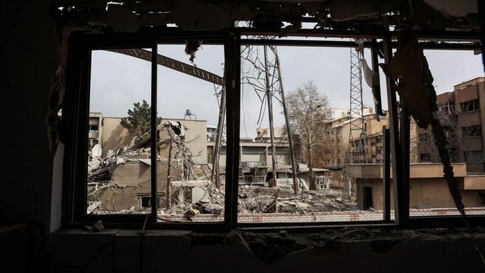 A view of debris following an Israeli and the U.S. strike on Gandhi Hotel Hospital, amid the U.S.-Israel conflict with Iran, in Tehran, Iran, March 2, 2026. Majid Asgaripour/WANA (West Asia News Agency) via REUTERS ATTENTION EDITORS - THIS PICTURE WA