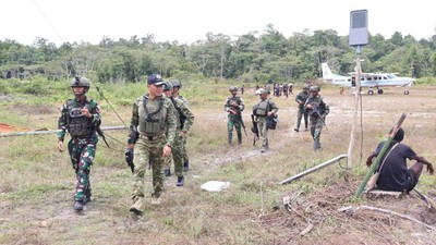 TNI Amankan 11 Bandara Perintis di Papua
