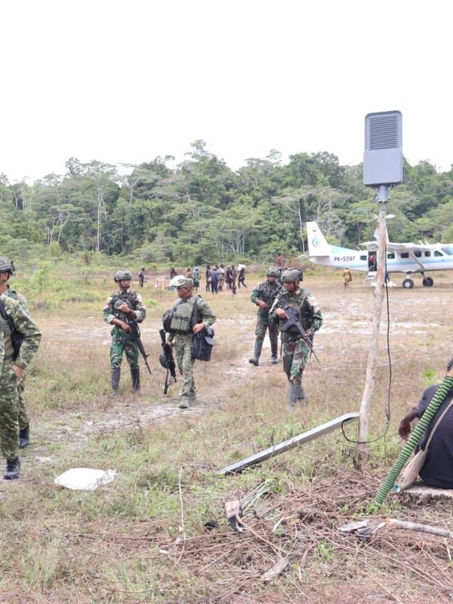 TNI Amankan 11 Bandara Perintis di Papua