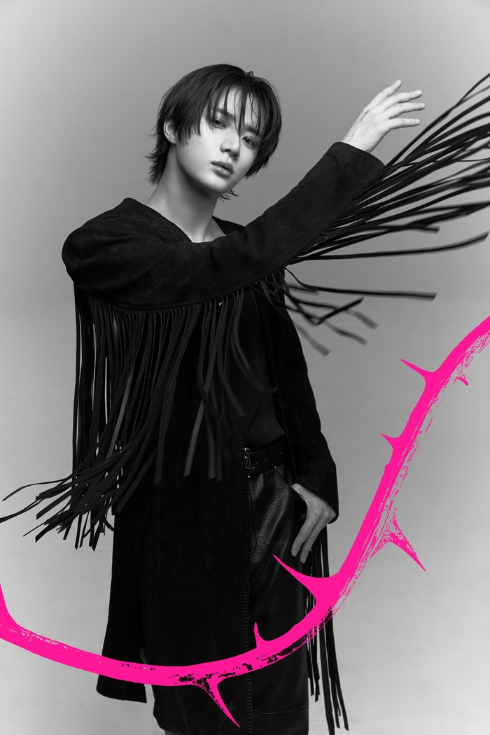 Teaser foto TXT untuk comeback 7TH YEAR: A Moment of Stillness in the Thorns.