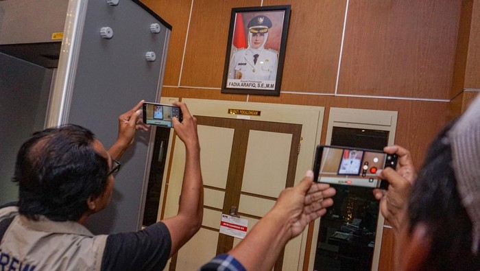 6 Hal Diketahui soal KPK OTT Bupati Fadia Arafiq: Operasi Tangkap Tangan Guncang Pekalongan