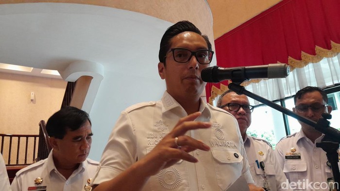 Wali Kota Medan, Rico Waas.
