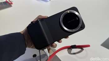Xiaomi juga menyediakan aksesoris berupa Photography Kit dan Photography Kit Pro untuk Xiaomi 17 Ultra. Foto: Virgina Maulita Putri/detikINET