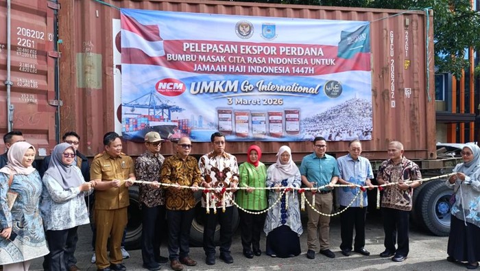 PT Niaga Citra Mandiri (NCM) melepas ekspor besar perdana produk bumbu masak khas Indonesia ke Arab Saudi pada Selasa (3/3) kemarin. Sebanyak 76 ton bumbu pasta dikirim dalam tahap awal ekspor.