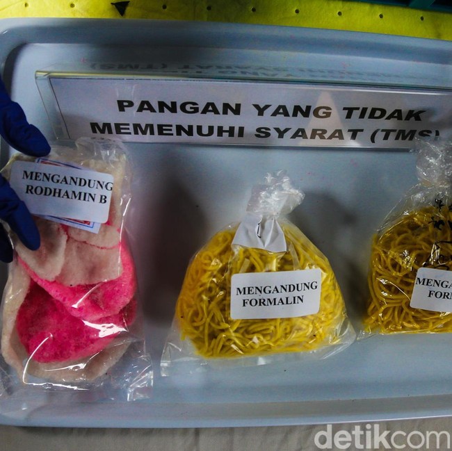 BPOM Sidak Takjil di Gandaria Utara