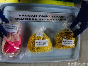 BPOM Sidak Takjil di Gandaria Utara