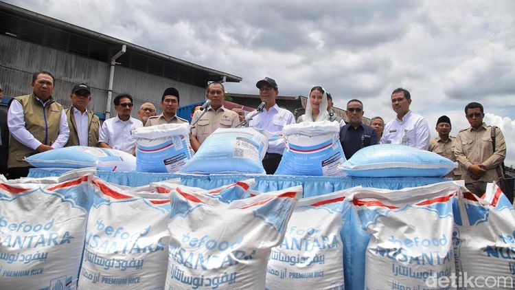 2.280 Ton Beras RI Diekspor ke Arab Saudi untuk Jamaah Haji