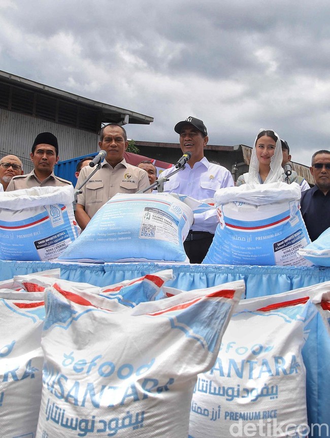 2.280 Ton Beras RI Diekspor ke Arab Saudi untuk Jamaah Haji