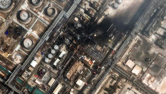 Citra satelit menunjukkan skala serangan Iran