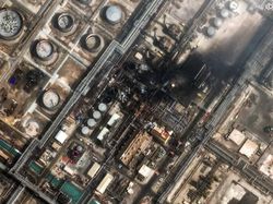 Terlihat dari Luar Angkasa: Skala Serangan Iran di Timur Tengah