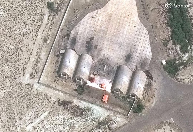 Citra satelit menunjukkan skala serangan Iran