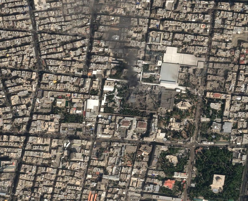 Citra satelit menunjukkan skala serangan Iran