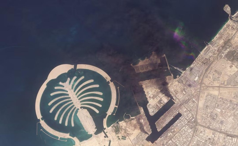 Citra satelit menunjukkan skala serangan Iran