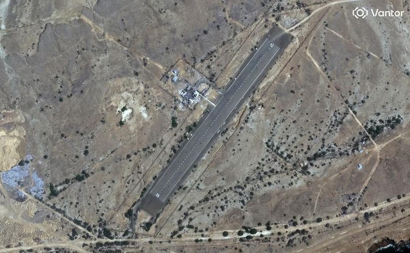 Citra satelit menunjukkan skala serangan Iran