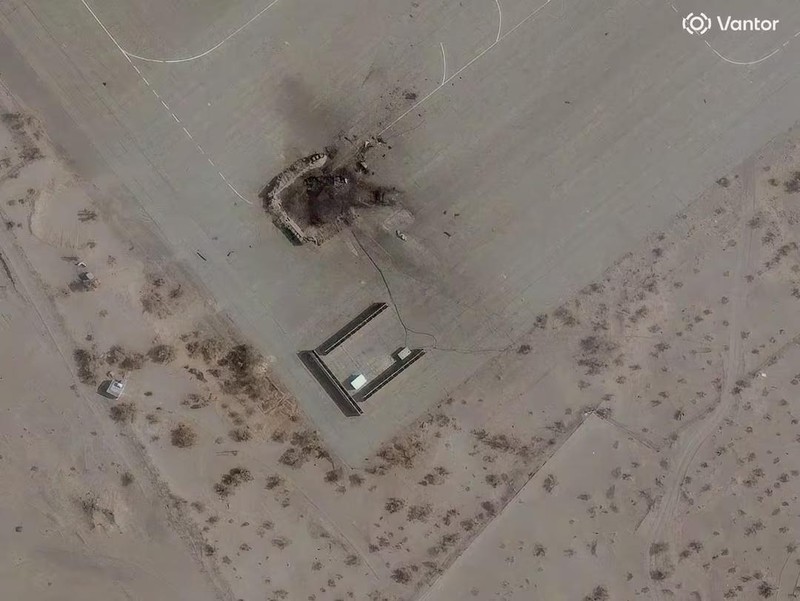 Citra satelit menunjukkan skala serangan Iran