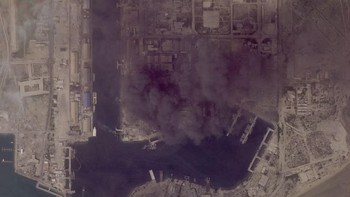 Pelabuhan Bandar Abbas setelah serangan udara, di Bandar Abbas, Provinsi Hormozgan, Iran, 2 Maret. Foto: Planet Labs PBC