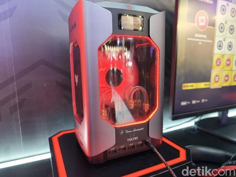 Gadget hasil kolaborasi Tecno dengan Tonino Lamborghini Gadget hasil kolaborasi Tecno dengan Tonino Lamborghini